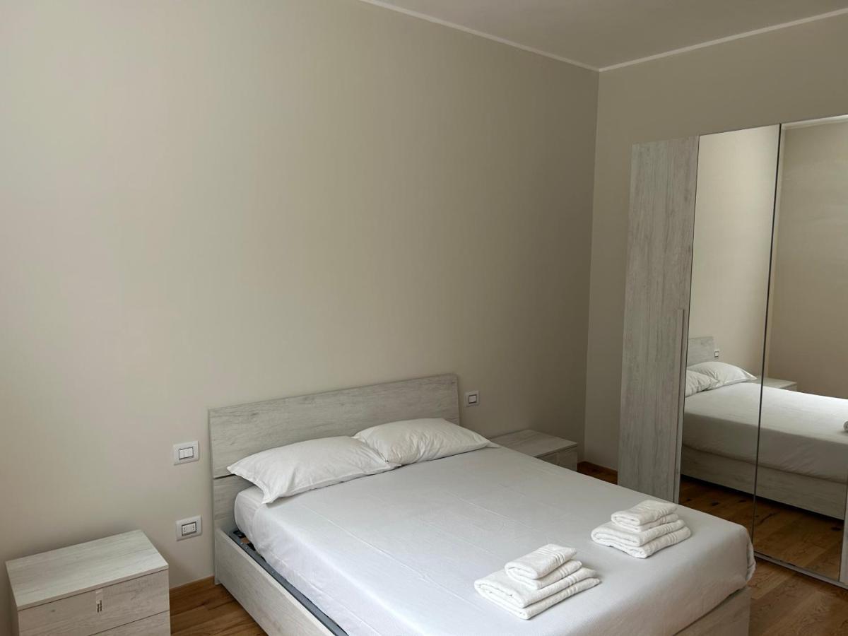 Moscova Luxury Bruno Apartment Milan Exterior photo